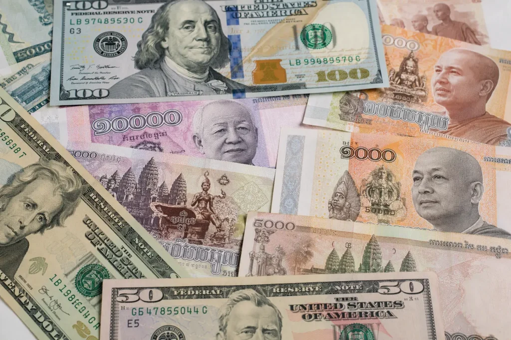 💵 Cash vs. Card: Managing Your Money While Temple Hopping in Siem Reap (Ultimate Guide)